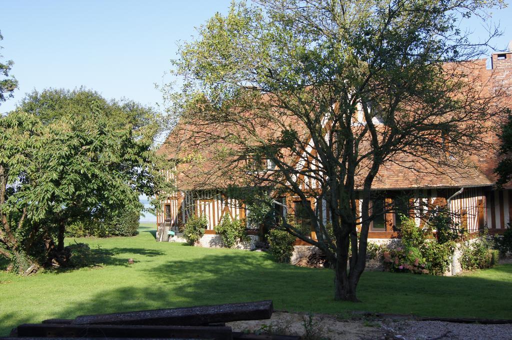 Bed and Breakfast La Girelle, bord de mer à Honfleur Extérieur photo